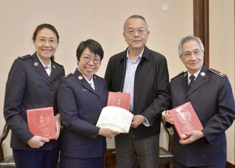 Rev. Shen Xuebin, vice president of the China Christian Council (2nd from right), welcomed the delegation from the Salvation Army Hong Kong and Macau Territory in Shanghai on November 8, 2023.