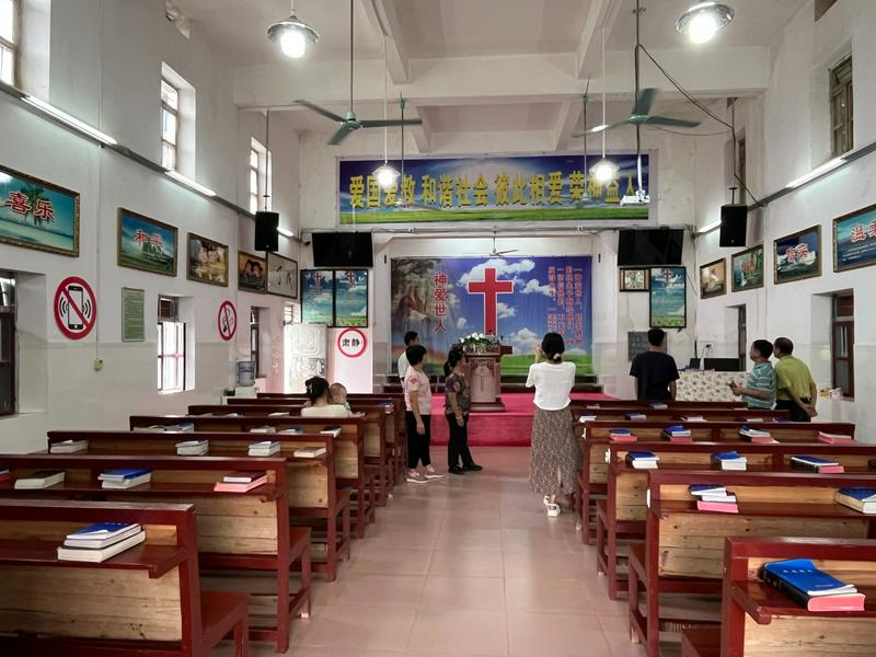 The interior picture of the Gospel Church in Zhangcun, Wuhua County, Meizhou City, Guangdong Province