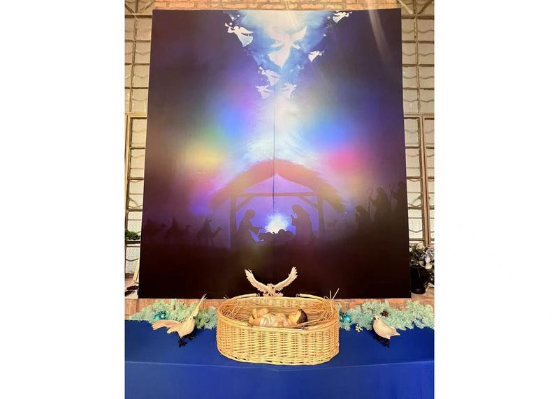 A picture of the setting of angels sharing good news about the birth of the Holy Son at Guangxiao Church in Guangzhou City, Guangdong Province