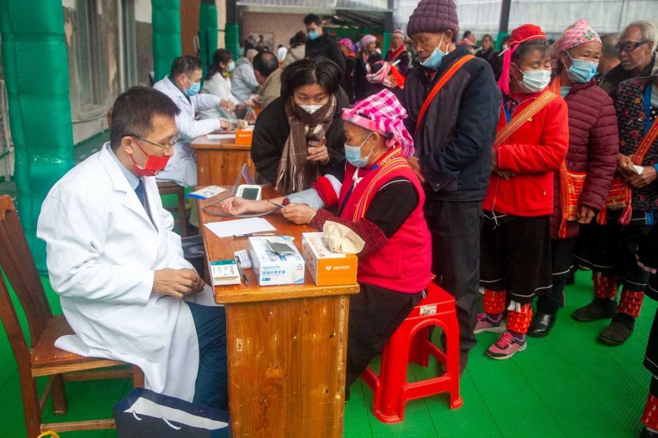 Guangzhou Union Church organized medical staff to carry out a voluntary medical consultation in Woshui Town, Liannan Yao Autonomous County Qingyuan City on December 16, 2023.
