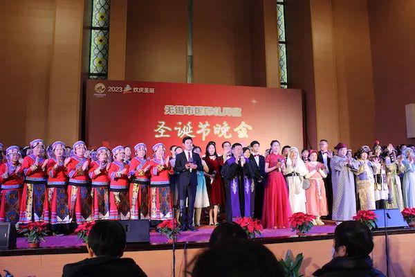 Believers performed in ethnic minority clothing and various costumes to celebrate Christmas at the Wuxi International Church in Wuxi City, Jiangsu Province, on December 23, 2023.
