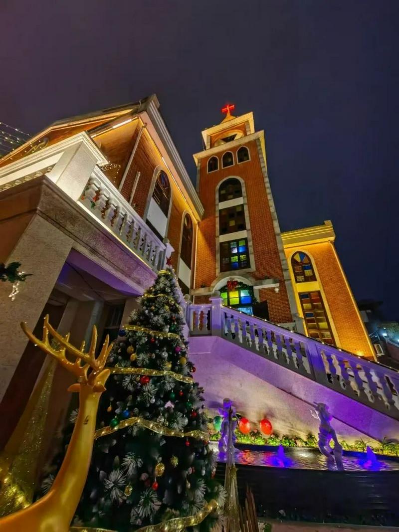 The century-old Tian'an Church in Fuzhou City, Fujian Province, has been decorated with a big Christmas tree and adornments to mark the event during the 2023 Christmas season.