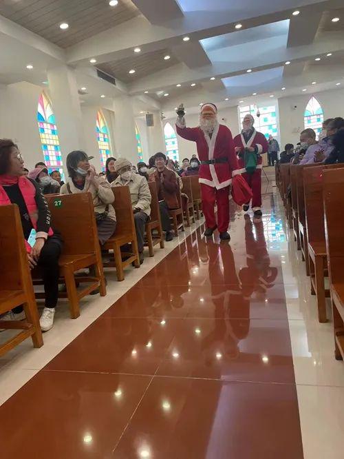Santas were delivering gifts to the present congregants at Fangcun Church in Guangzhou City, Guangdong Province, on December 24, 2023.