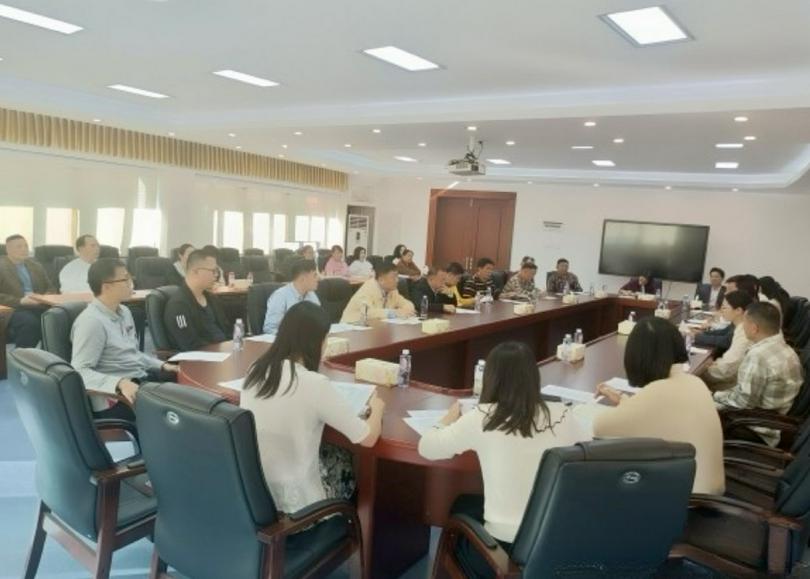 The Guangdong Union Theological Seminary convened all staff members in Guangzhou City, Guangdong Province, on January 15, 2024.