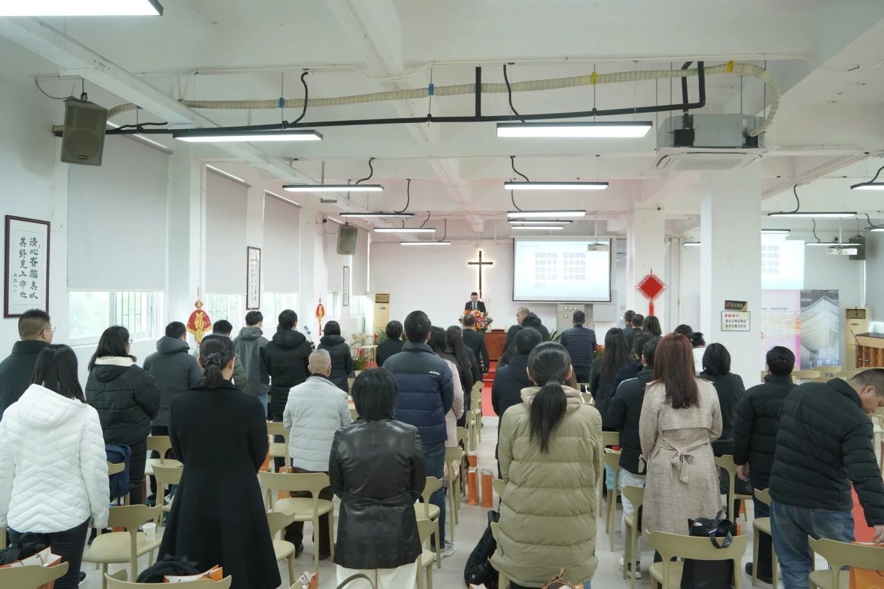 Titled "Construction in Unity Rooted in Lingnan Culture,” the 15th course in the "Learning Regulations From Church History" series resumed at the temporary meeting point of the Shiqiao Church in Guangzhou City, Guangdong Province, on February 27, 2024.