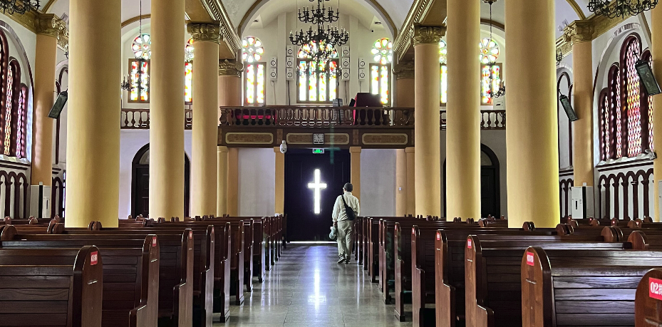 A picture of a church's interior