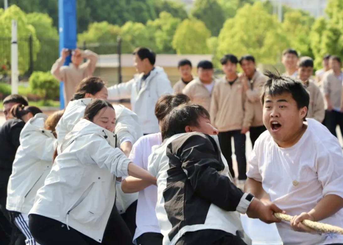 Yunnan Theological Seminary organized its annual spring sports meeting in Kunming City, Yunnan Province, from April 8 to 10, 2024.