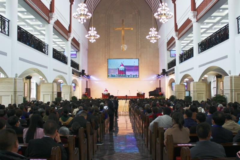 Believers attended the service for the inauguration of Taixing Church in Taizhou, Jiangsu, on April 23, 2024.