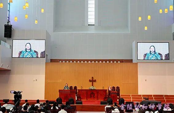 Dr. Tu Yichao, a Juris Doctor from the School of International Relations and Public Affairs at Fudan University, gave a lecture on the changing global religious landscape and global politics at Jinling Union Theological Seminary in Jiangsu, on May 8, 2024.