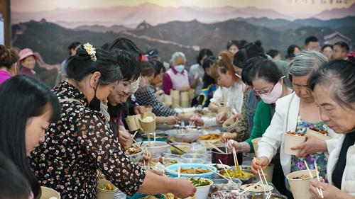 A banquet was hosted at Beichen Church in Kunming, Yunnan, before a special prayer and praise meeting for this year's Mother's Day which falls on May 12, 2024.