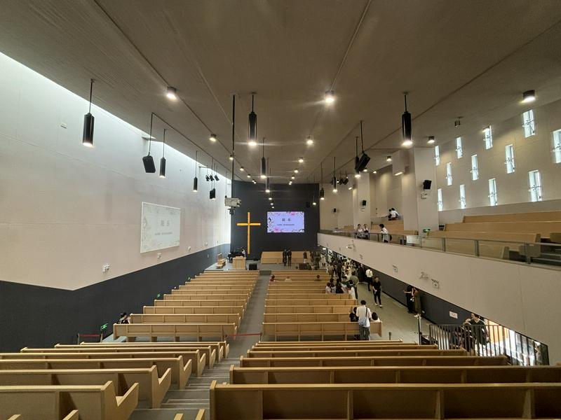 The main chapel of Yong'en Church 