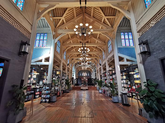 An interior picture of the Model Bookstore-Poem Space