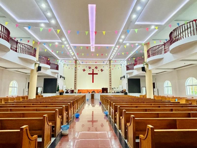 An interior picture of the Jingdezhen Church's chapel in Jingdezhen City, Jiangxi Province.