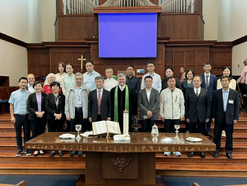 A group photo was taken during the Sunday service held at Westminster Church as part of the Chinese church delegation's visit to Charlotte, North Carolina, the U.S., on September 1, 2024.