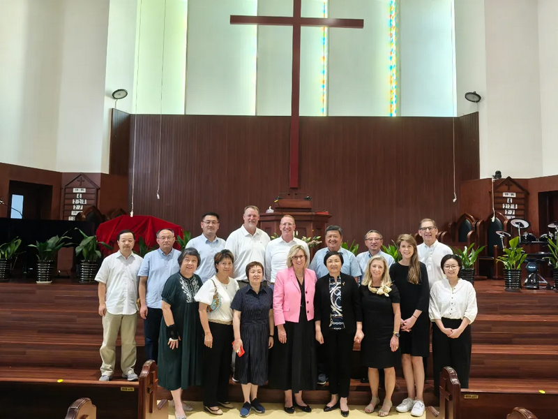 A group photo was taken during the trip of the Dallas Christian community delegation at the Xinjing Church in Shanghai, on September 9, 2024.