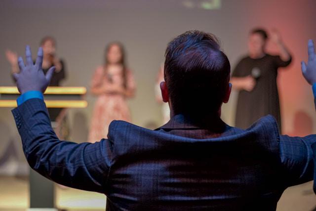 A picture of a worship service conducted at a church