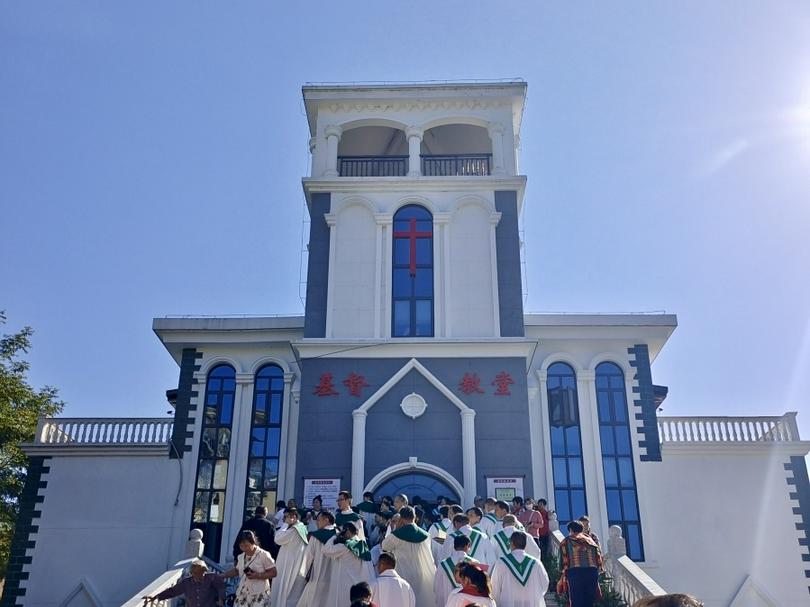 Congregation attended the dedication ceremony for Masha Church's new construction in Jianyang District, Nanping City, Fujian Province, on October 3, 2024.