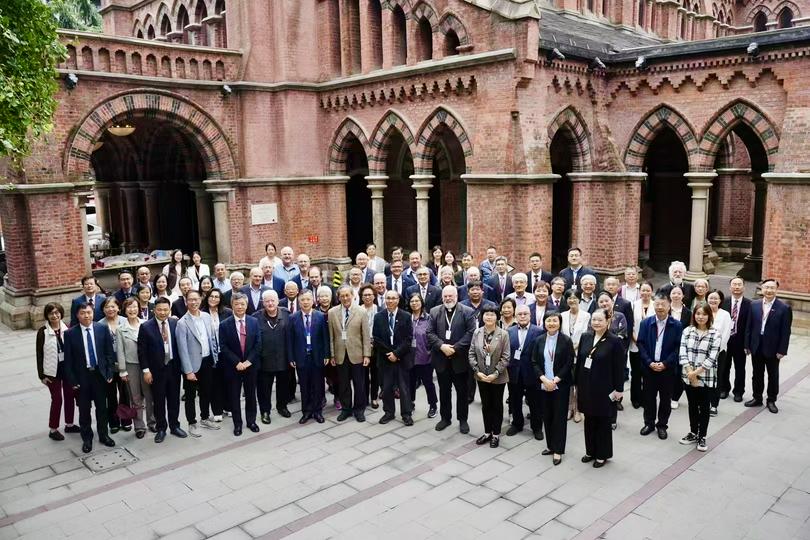 A group photo was taken during the China-U.S. Christian Fellowship at Holy Trinity Cathedral in Shanghai from October 15 to 16, 2024.