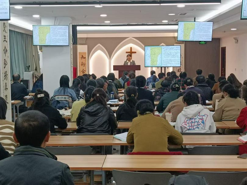 Yaodu District Church held a regular session of its two-year training class in Linfen City, Shanxi Province, on October 26, 2024.