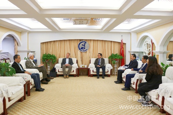 A delegation from the Mission Covenant Church of Norway, an old friend of the Shaanxi churches, led by Rev. Jon-Arne Hoppestad (left in the middle), leader of the International Department, paid a visit to Shaanxi Provincial CC&TSPM on November 18, 2023. 
