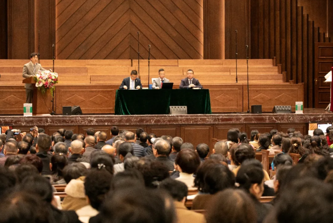 Zhu'en Church held its first gospel meeting addressing questions of faith in Longgang City, Zhejiang Province, on December 4, 2024.