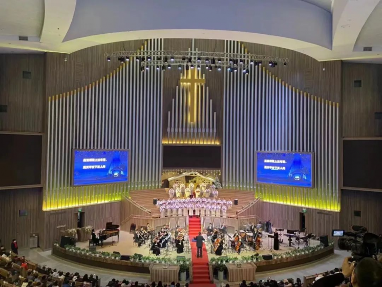 Believers performed to commemorate Christmas at Liushi Church in Wenzhou City, Zhejiang Province, on December 24, 2023.