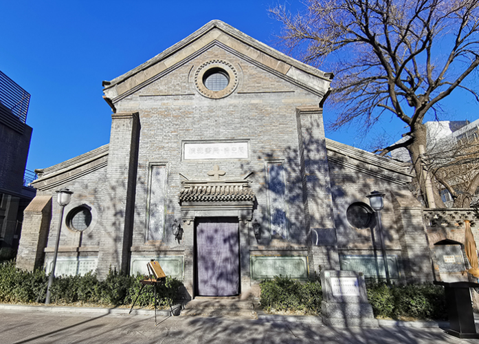 An exterior picture of the Model Bookstore-Poem Space