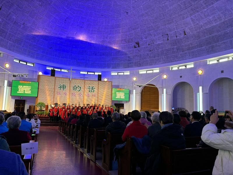 A thanksgiving gathering was held at Fengtai Church in Beijing City on November 24, 2024.