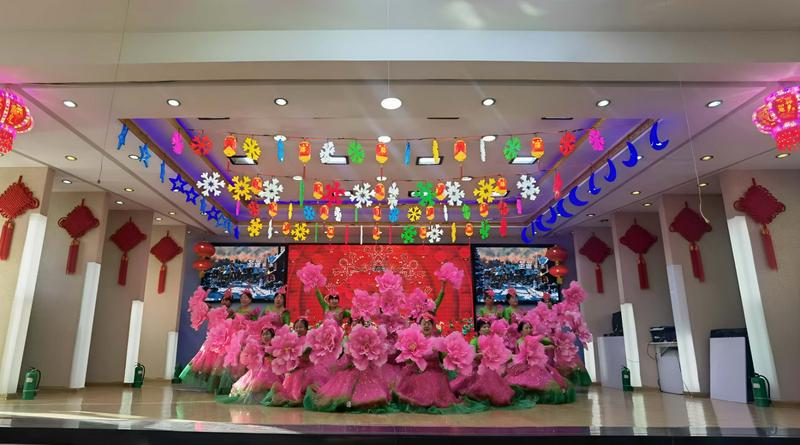 Congregants presented a flower dance to mark Christmas at Hexin Church in Helong Township, Long'an County, Changchun City, Jilin Province, on December 15, 2024.