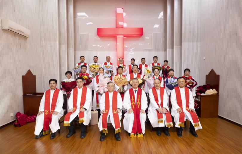 A commemorative photo was taken during the ordination ceremony at Changming Church in Yuhang District, Hangzhou City, Zhejiang Province, on January 18, 2025.