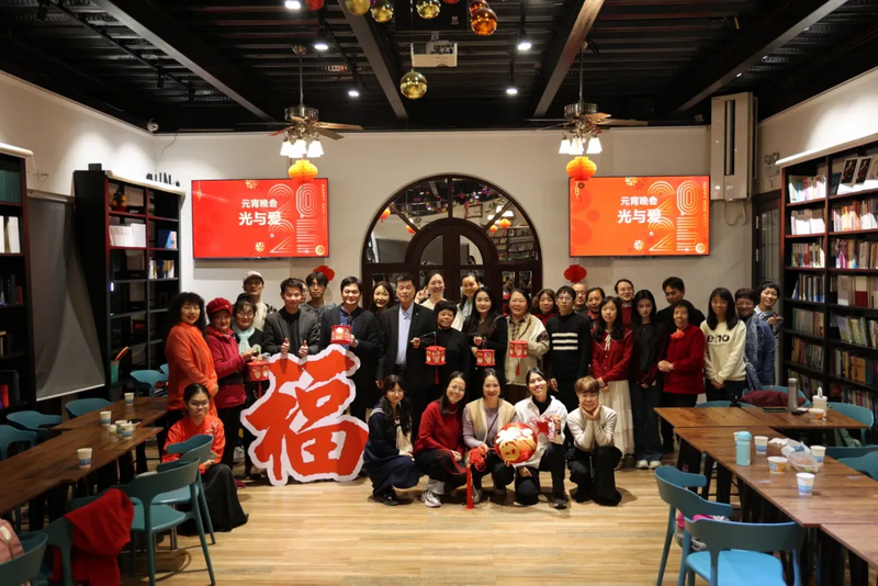 On February 12, 2025, the day of the Lantern Festival, Shamian Church hosted a celebration with its members in Guangzhou, Guangdong Province.