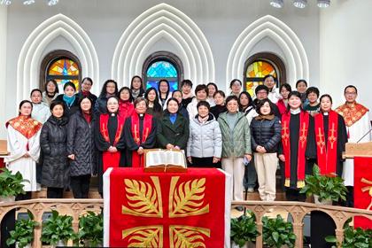 A commemorative photo was taken during the World Day of Prayer event held at Zhushikou Church in Beijing City on March 7, 2025.