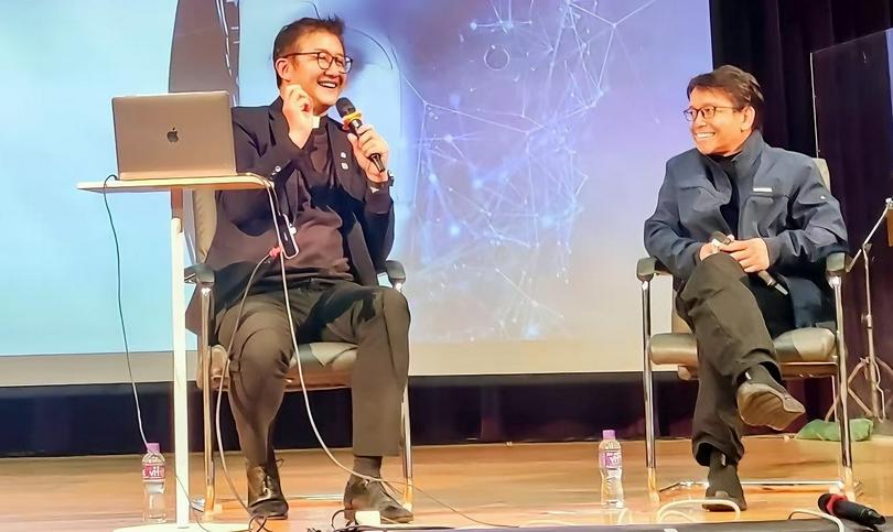 Rev. Kin-Leung Lau and Professor Shui-Man Kwan spoke at a lecture titled "When Church Meets AI" hosted by Tseung Kwan O Methodist Church in Hong Kong on March 16, 2025. 
