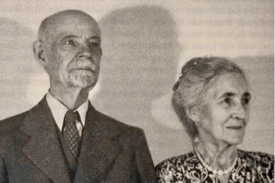 A picture of Edward Lydston Bliss and his wife in their later years