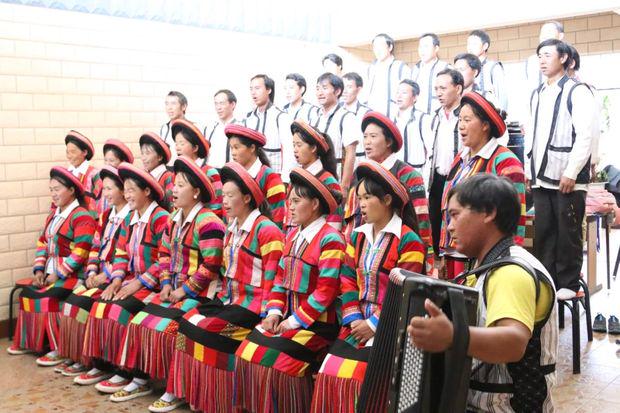 Shuibei Bai'Yi Choir