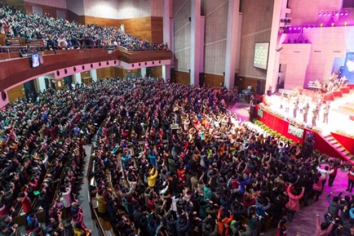 Sunday Service in Chongyi Church 