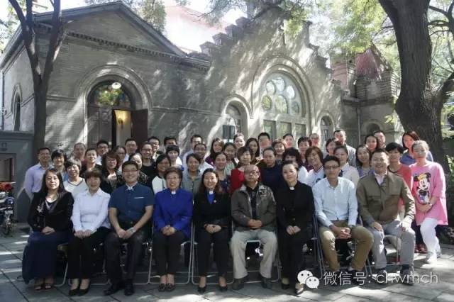 Group photo: The class of 2015 and the pastoral staff