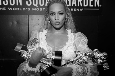 Beyonce New Album: Jay-Z Duet Album Coming At The End of 2016? 