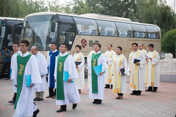 Yanjing Theological Seminary Celebrates 30th Anniv.