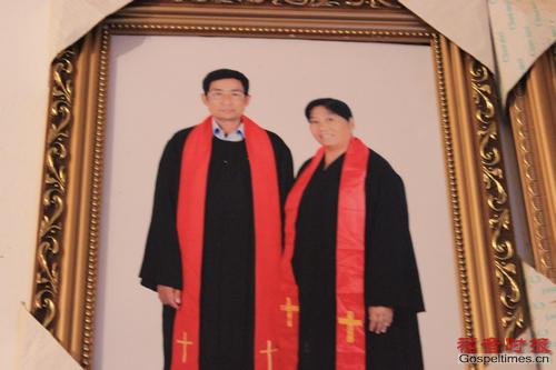 Lisu Pastor Ruth Li and Onesim Cao