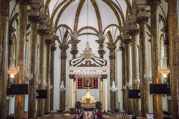 Xishiku Catholic Church Xishiku Catholic Church , 305 years old, the favorite church for the city's youngsters. Wang Jing
