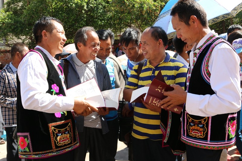 The Eastern Lisu believers have their first bibles in the native language 