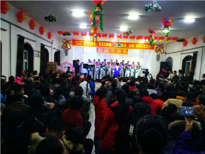 A Church in Fujian celebrates Christmas