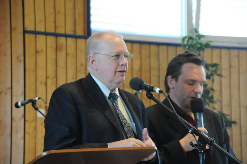 Rev. Dennis Balcombe 