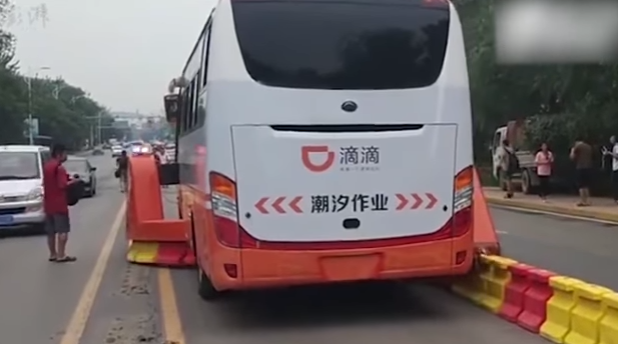zipper truck in China