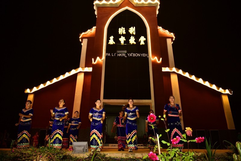 Thanksgiving day of Laku people Singing and dancing, the Laku Christian give their thanks to God until the night. They celebrate thanksgiving from day to night.