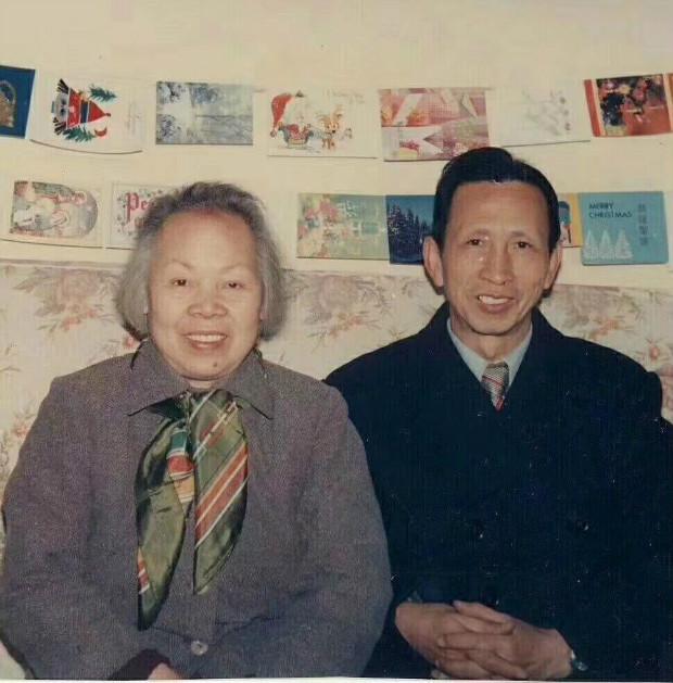 Prof. Mo Ruxi and Pro. Xu Dingxin 
