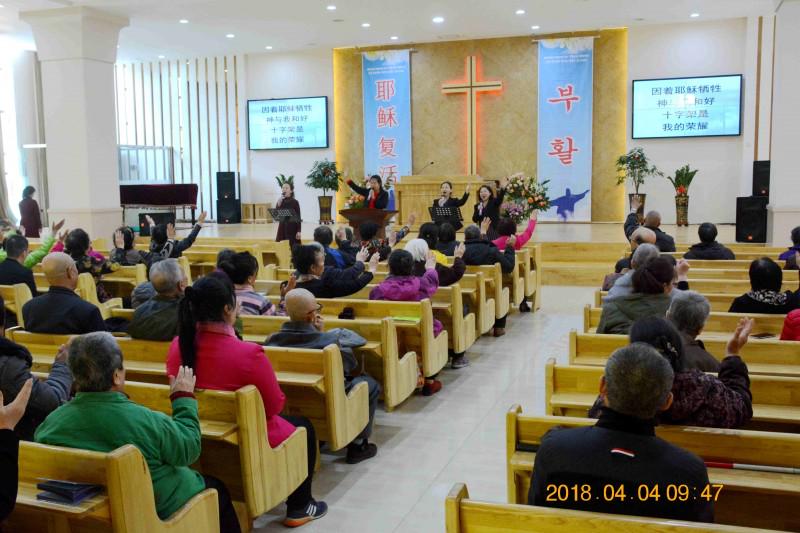Yongle Church held the Wednesday service on April 4, 2018. 