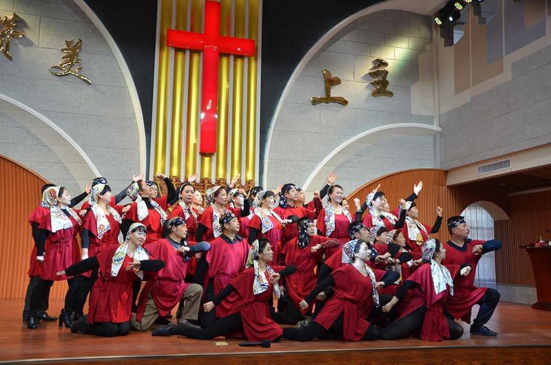 Baoji Shuguang Church gave a performance 