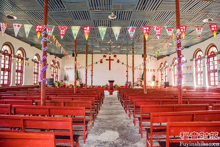 Inside Lamudeng Church 